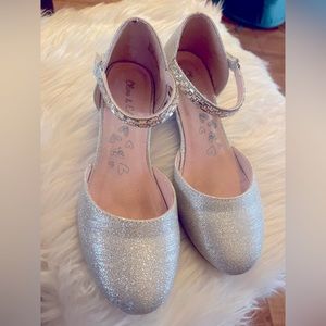 Sparkle dress shoes
